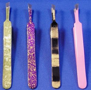 Slanted Eyebrow Tweezers with Guide Pin